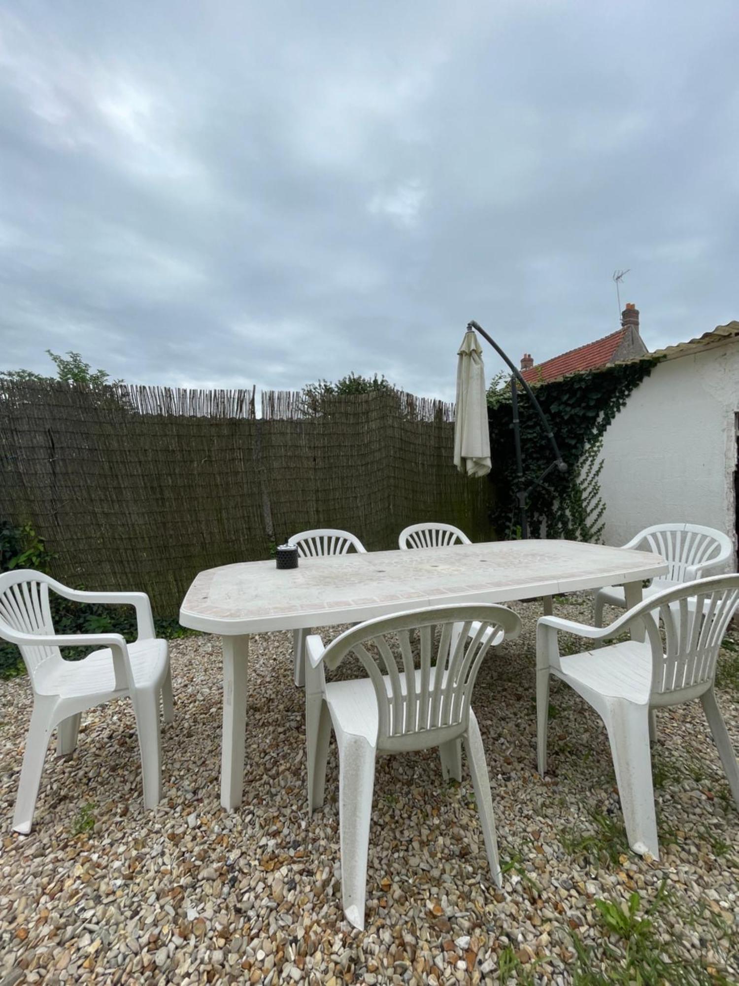 Famille Sabljak Marles-en-Brie Экстерьер фото